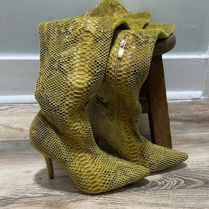 Azalea Wang thigh high boot